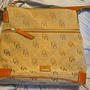 Dooney & Bourke strap purse